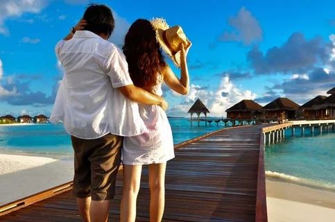 10 Best Honeymoon Locations Around the World 2021