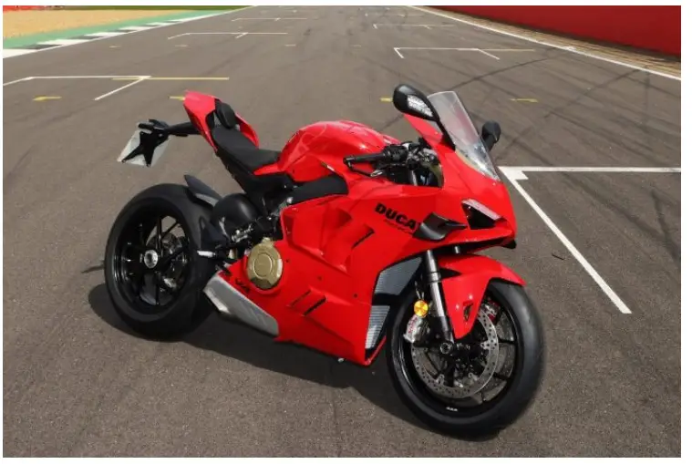 2023 DUCATI PANIGALE V4 GETS REFINED ELECTRONICS MORE POWER