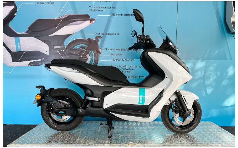 HLYM PREVIEWS YAMAHA E01 ELECTRIC SCOOTER – 8.1KW 100KM MAX RANGE