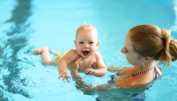 At what age is it advisable to let the baby enter a pool?